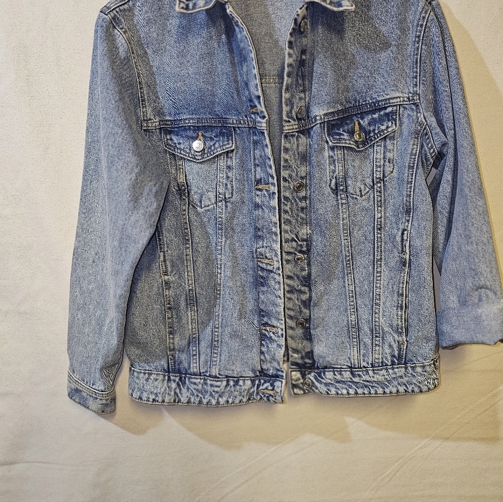 Denim‎ Jacket - Picture 4 of 8